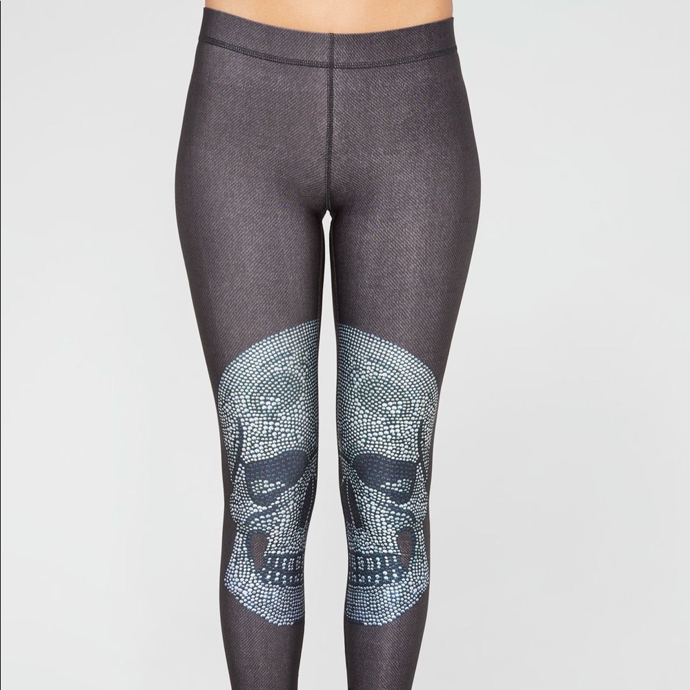 Terez Crystal Skull Leggings size small
